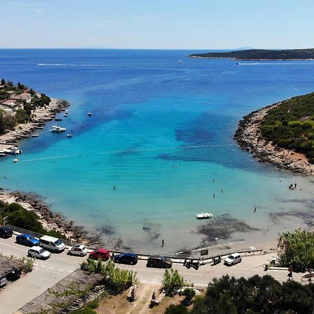 Apartments By The Sea Milna, Vis - 8913 Exteriör bild