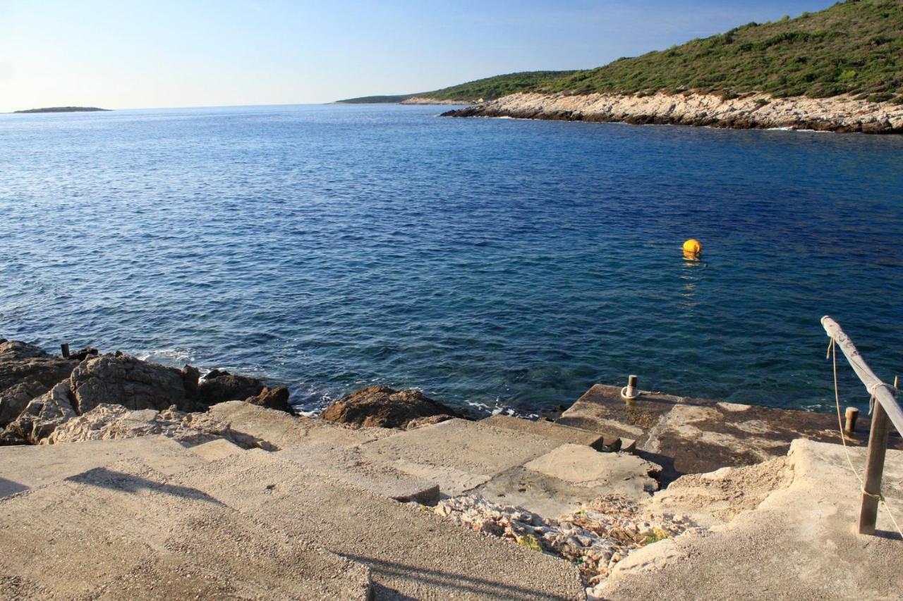 Apartments By The Sea Milna, Vis - 8913 Exteriör bild