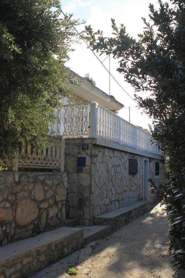 Apartments By The Sea Milna, Vis - 8913 Exteriör bild